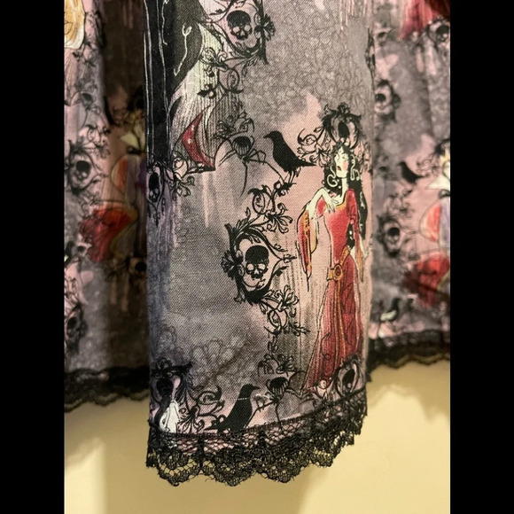 DISNEY Villains Halloween Skirt, Large, NWOT - Picture 3 of 4